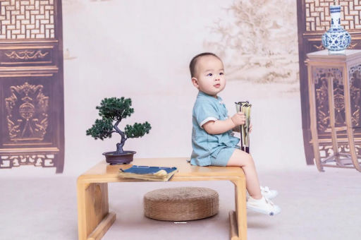 鹤壁宝宝掉头发是怎么回事